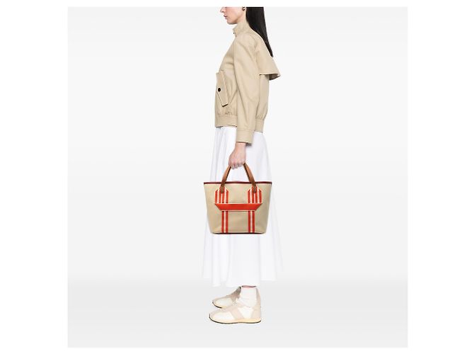 Hermès Beige Toile und Clemence Pursangle Tote - Ansicht 7