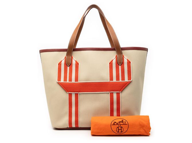 Hermès Beige Toile und Clemence Pursangle Tote - Ansicht 8