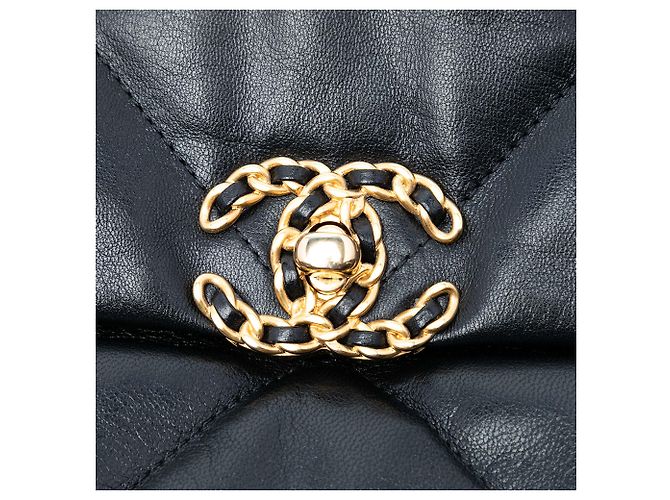 Chanel Nero Medio Pelle di Agnello 19 Flap - vista 5