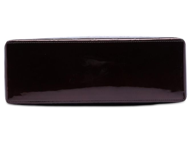 Louis Vuitton Borsa Wilshire GM in Vernis Monogram Viola Porpora - vista 3