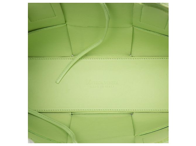 Bottega Veneta Borsa Arco Maxi Intrecciato Mini Nappa Verde - vista 4