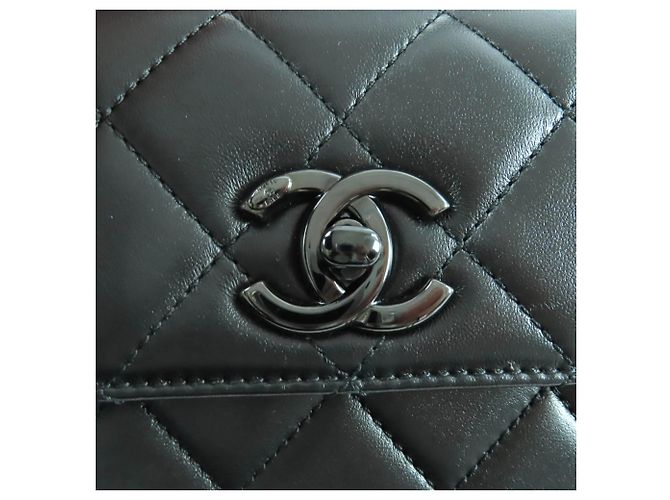 Bolso de hombro de piel de cordero Trendy CC de CHANEL Negro - vista 10