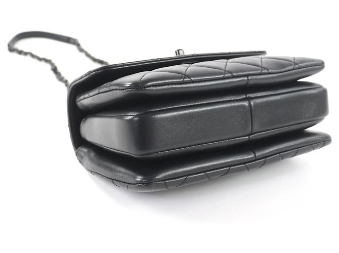 Bolso de hombro de piel de cordero Trendy CC de CHANEL Negro - vista 4