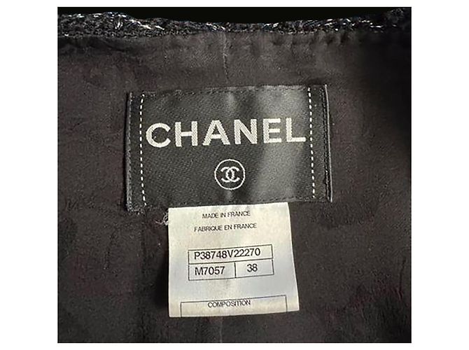 Chanel Runway Black Wool Jacket 4 Pockets - view 4