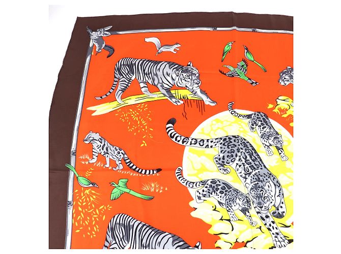 Foulard in seta Hermès Carré 140 Tendresse Feline Multicolore - vista 2
