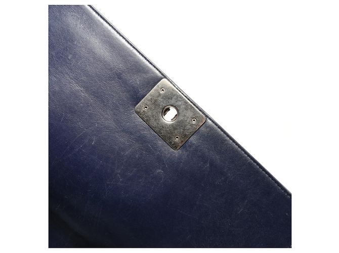 Borsa a Spalla Chanel Boy in Pelle di Agnello Blu Navy - vista 10