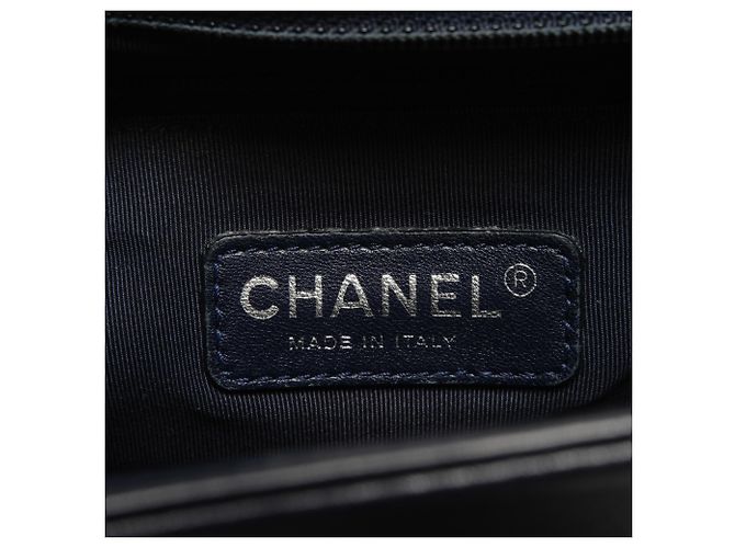 Borsa a Spalla Chanel Boy in Pelle di Agnello Blu Navy - vista 11