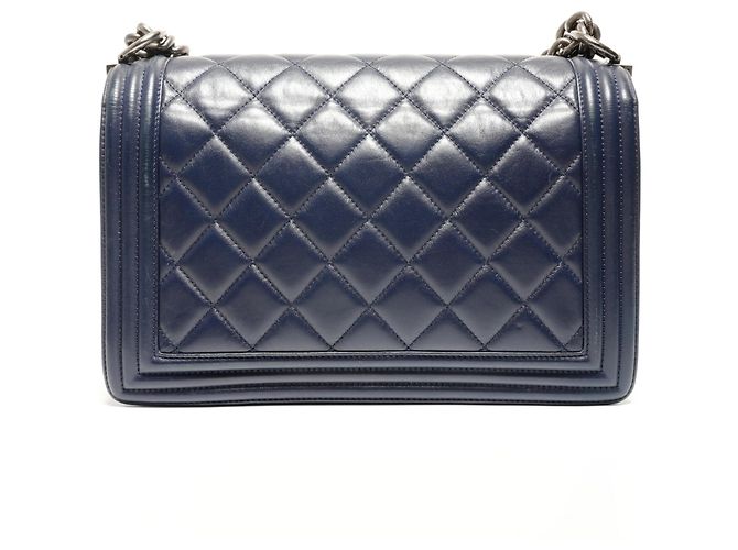 Borsa a Spalla Chanel Boy in Pelle di Agnello Blu Navy - vista 2