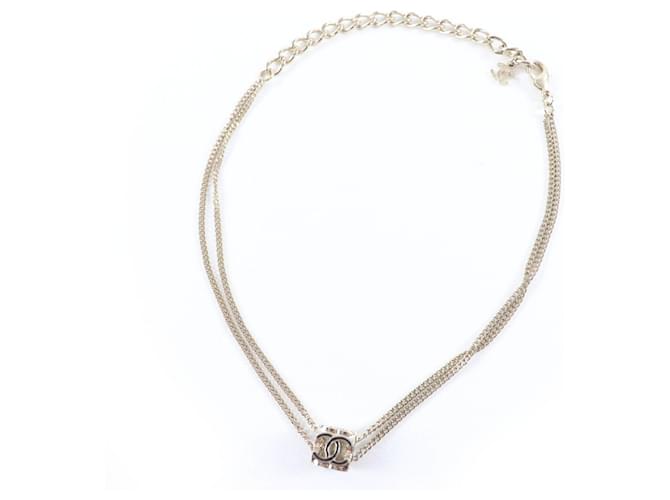 Collana Cube Coco Mark A22K di Chanel D'oro - vista 2