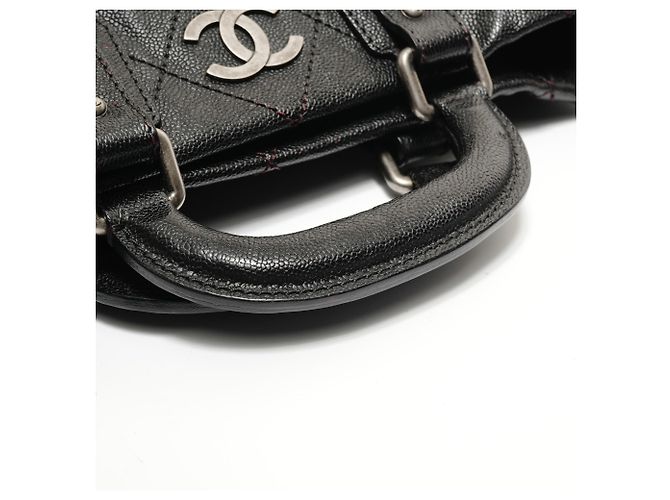 Bowling Bolso de bolos de la línea Outdoor de Chanel en negro - vista 12