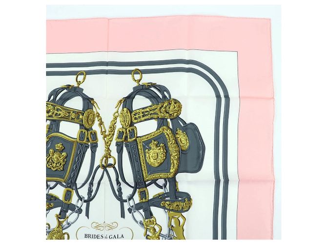 Silk In Foulard in seta rosa Hermès Carre 90 Brides de Gala - vista 4