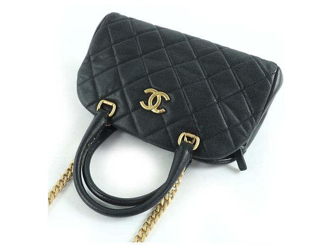 Bowling Borsa a mano in pelle caviar trapuntata Chanel Nero - vista 7