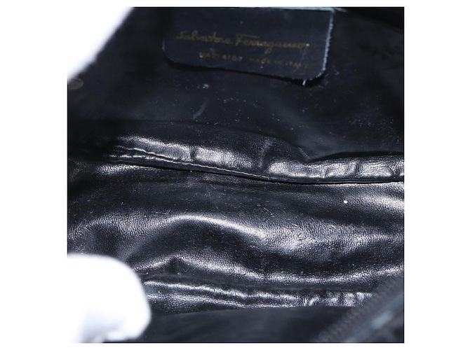 Vala Schultertasche aus Leder Schwarz Gold Salvatore Ferragamo Auth ka3259 Golden - Ansicht 10