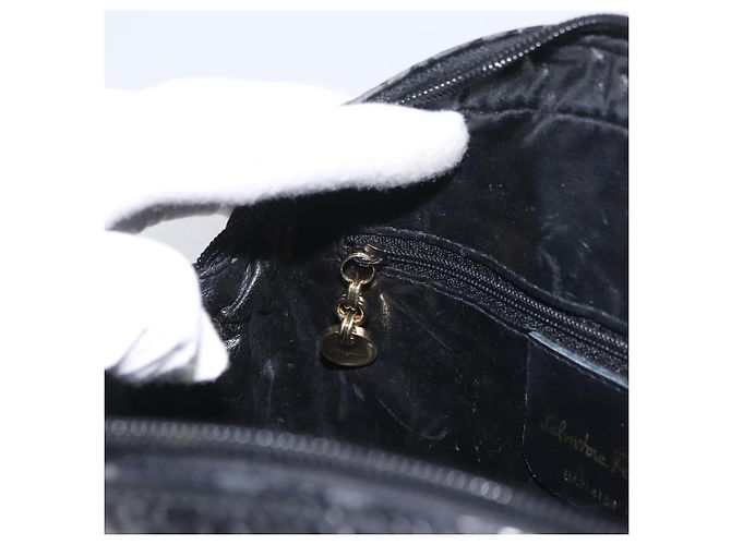 Vala Schultertasche aus Leder Schwarz Gold Salvatore Ferragamo Auth ka3259 Golden - Ansicht 21