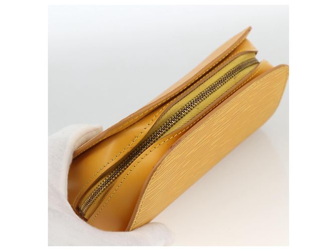 LOUIS VUITTON Pochette Dauphine PM Epi Gialla M48449 LV Auth BSZ506 Giallo - vista 5