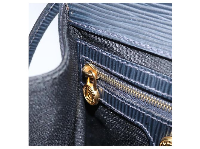 Borsa a Spalla FENDI in Pelle Nera Oro Auth LNZ677 Nero D'oro - vista 21
