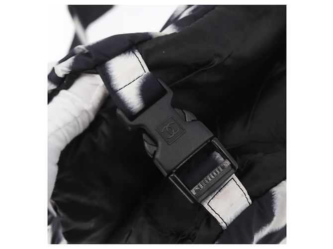 Borsa a Spalla CHANEL Nylon Nero Bianco Argento CC Auth BA11713A - vista 19