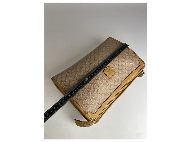 Céline Clutch in pelle monogramma Triomphe Celine Paris vintage beige marrone - vista 10