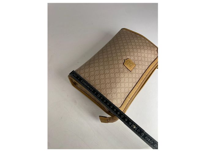 Céline Clutch in pelle monogramma Triomphe Celine Paris vintage beige marrone - vista 11