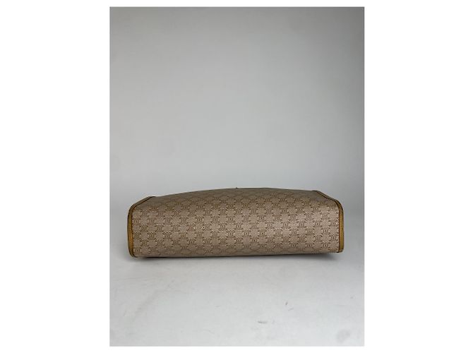 Céline Clutch in pelle monogramma Triomphe Celine Paris vintage beige marrone - vista 5