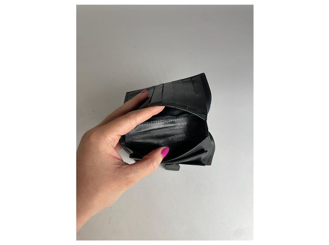 Vintage Givenchy Abstract Leather Wallet Grey Black - view 10