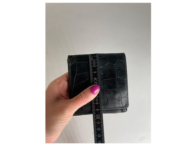 Vintage Gianni Versace Crocodile Emblossed Leather Wallet Black - view 10