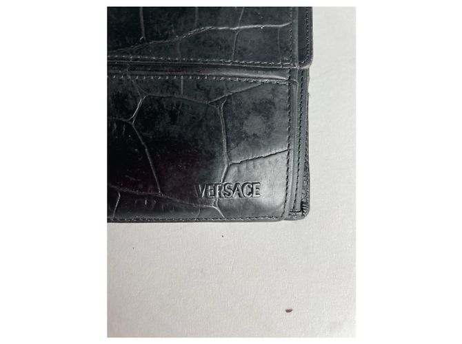 Vintage Gianni Versace Crocodile Emblossed Leather Wallet Black - view 7