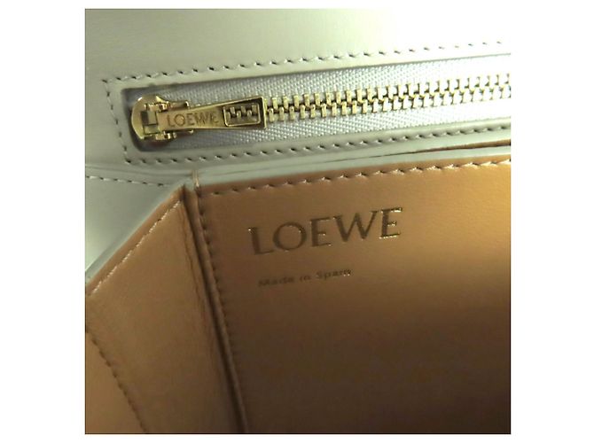 Borsa a Spalla Loewe Goya Medium Light Ghost Anagram in Pelle - vista 11