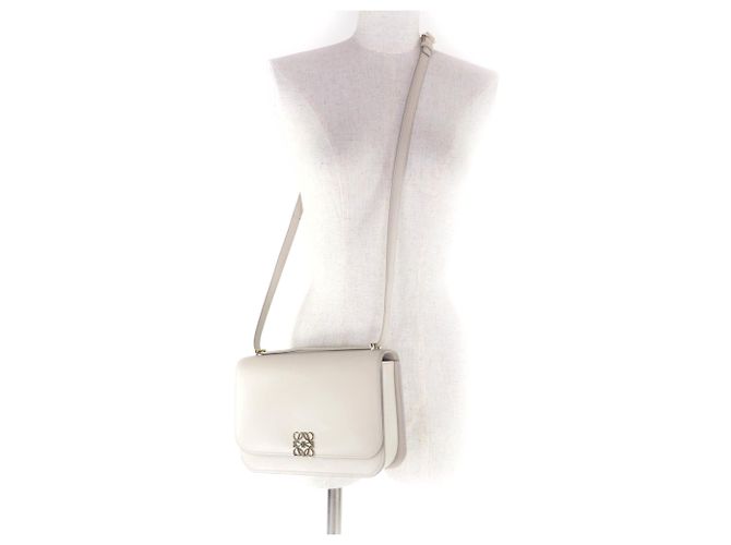 Borsa a Spalla Loewe Goya Medium Light Ghost Anagram in Pelle - vista 6