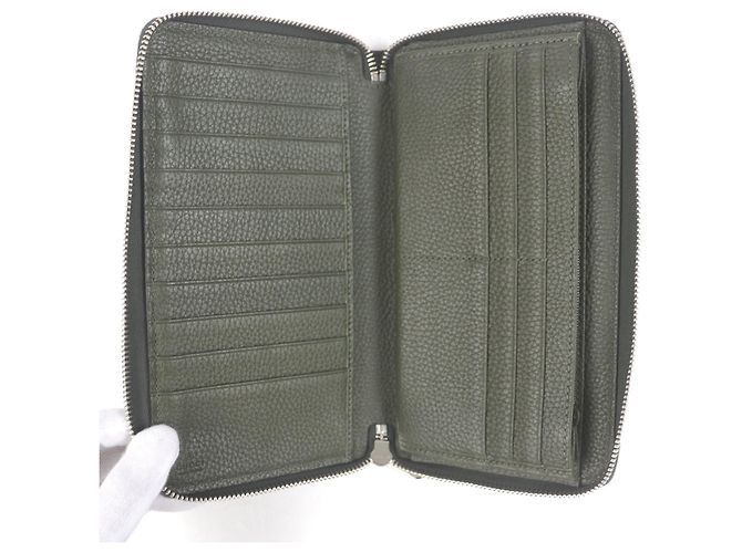 Gucci Khaki Leather Long Wallet - view 5