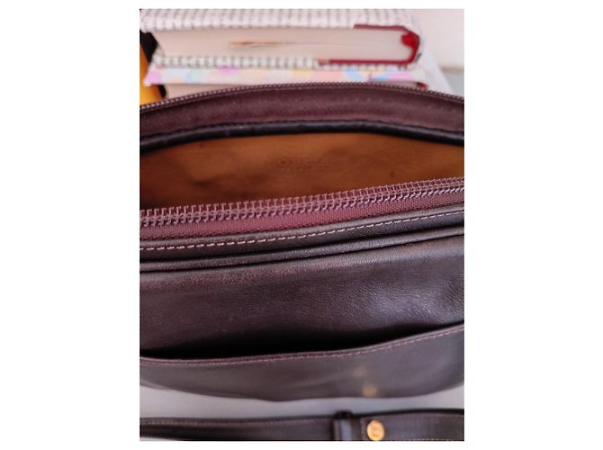 Borsa a spalla Loewe Anagram in suede dorato. Sabbia Cioccolato Gold hardware - vista 14