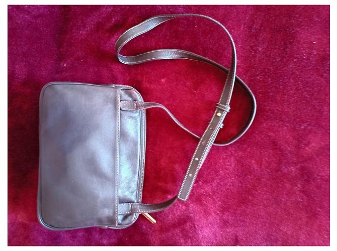 Borsa a spalla Loewe Anagram in suede dorato. Sabbia Cioccolato Gold hardware - vista 6