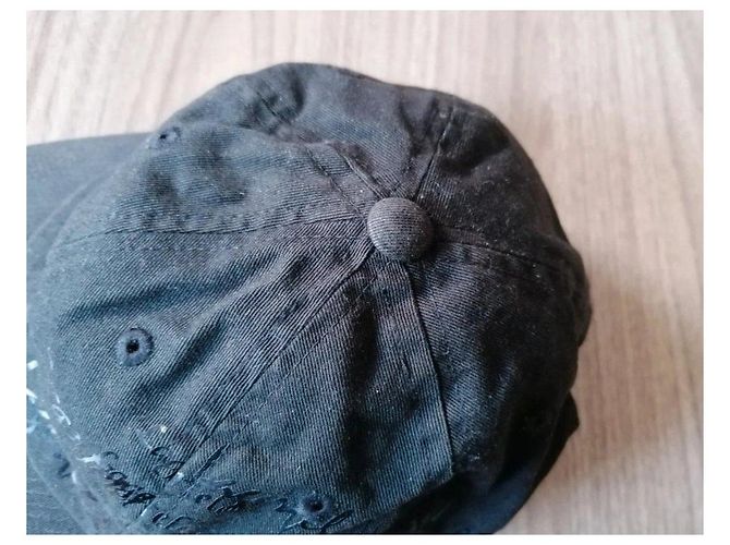 Cappellino nero Karl Lagerfeld con iscrizioni - vista 4