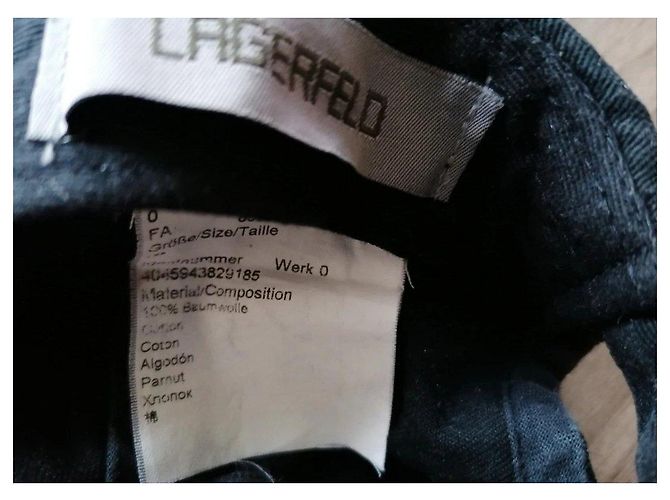 Cappellino nero Karl Lagerfeld con iscrizioni - vista 6