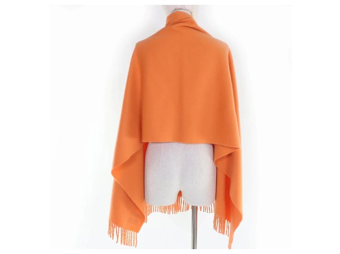 Oranger Cashmere-Schal von Hermès - Ansicht 5