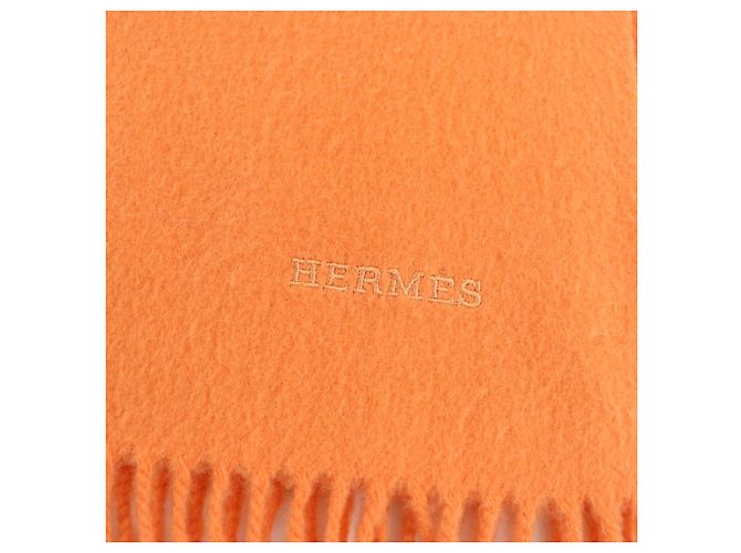 Oranger Cashmere-Schal von Hermès - Ansicht 6