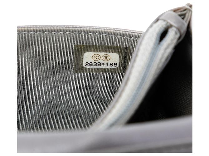 Wallet On Chain Chanel Braune CC gesteppte Lammleder Geldbörse mit durchgehender Kette Taupe - Ansicht 6
