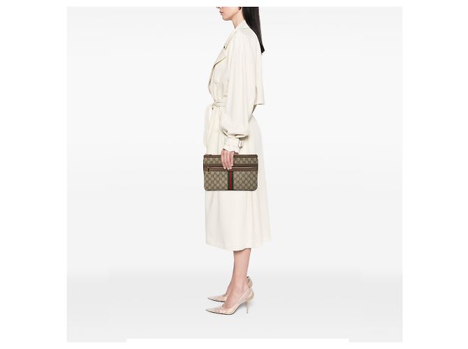 Clutch Ophidia en GG Supreme beige con web Gucci - vista 7