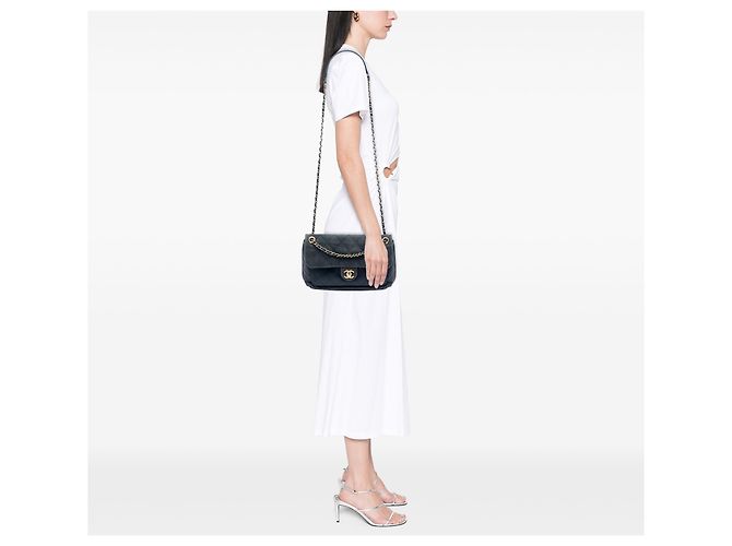 Chanel Blu CC in Denim Trapuntato e Pelle di Vitello con Tasca Frontale a Patta Singola Blu navy - vista 7