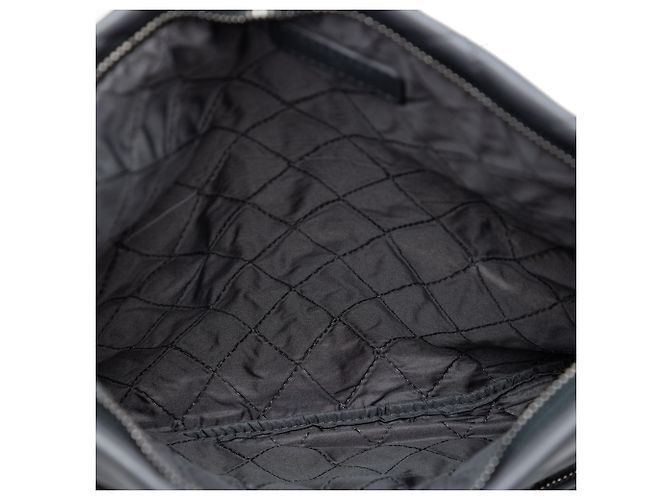 Faltbare Clutch aus grauem, gestepptem Lammleder von Chanel Braun Anthrazitgrau - Ansicht 4