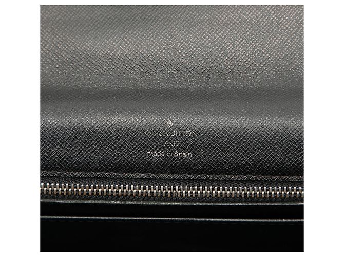 Louis Vuitton Taiga Selenga Nero - vista 5