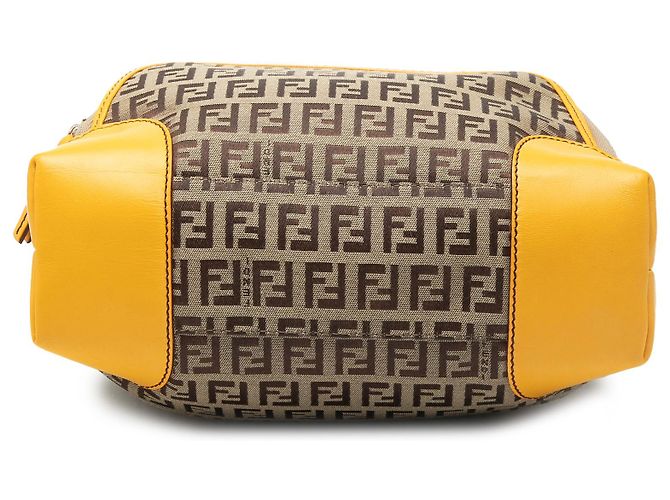 Fendi Beiger Zucchino Canvas Einkaufstasche mit Fronttasche für Köche Senf - Ansicht 3