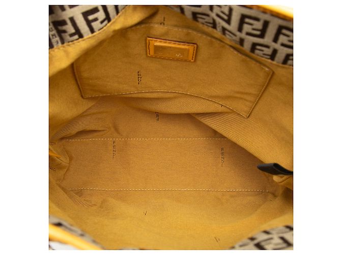 Fendi Beiger Zucchino Canvas Einkaufstasche mit Fronttasche für Köche Senf - Ansicht 4
