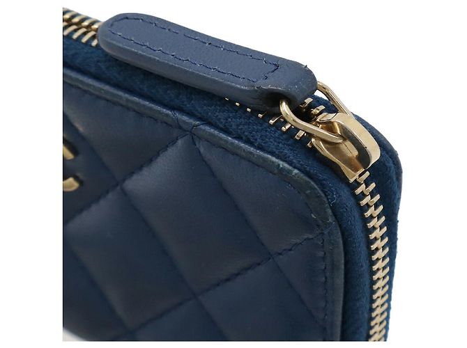 Monedero de piel de cordero acolchado Chanel Azul - vista 4