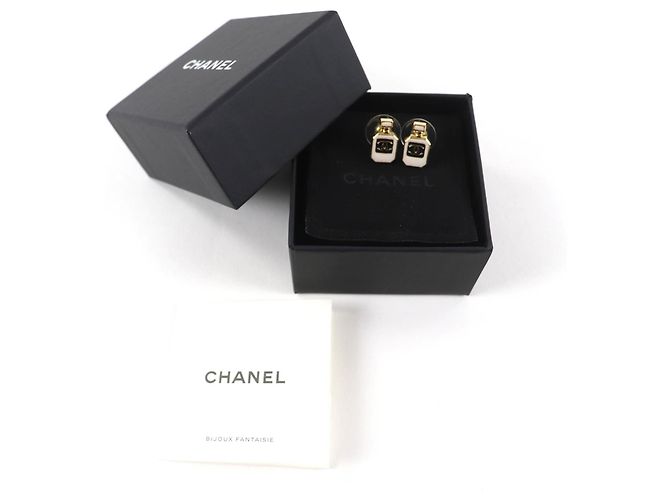 Orecchini a forma di bottiglia di profumo Chanel C25C Coco Mark D'oro - vista 2