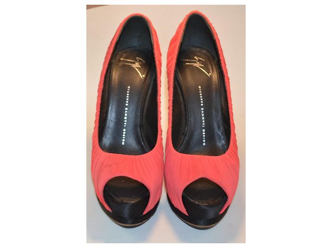 Escarpins ouverts rouges Giuseppe Zanotti Taille 39 IT Noir - vue 2