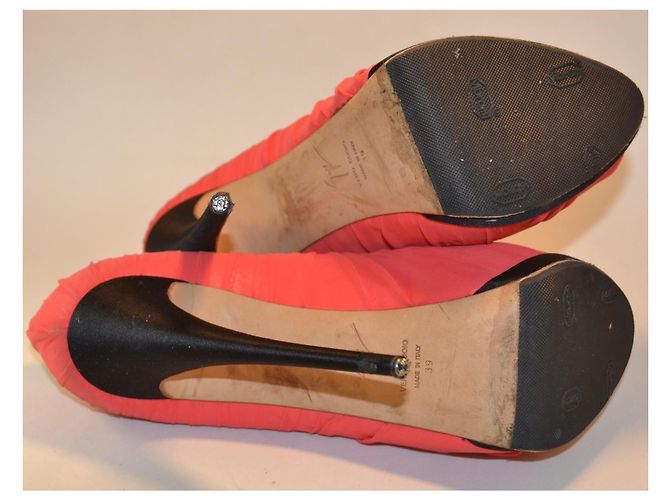 Escarpins ouverts rouges Giuseppe Zanotti Taille 39 IT Noir - vue 4