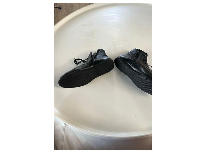 Schwarze Leder-Ankle-Boots von Yohji Yamamoto - Ansicht 5