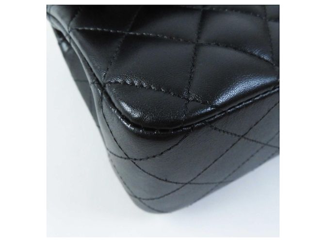 Borsa a Spalla Chanel A01112 Matelassé 25 in Pelle di Agnello Nero - vista 12