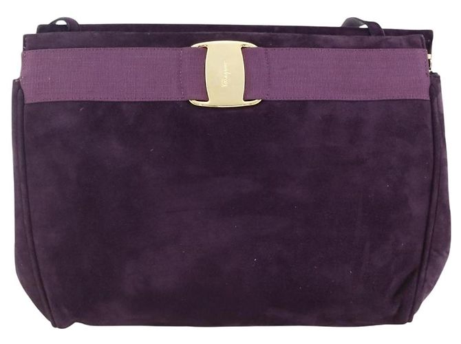 Borsa a Spalla Vala in Pelle Scamosciata Viola e Oro Auth AMZ434 di Salvatore Ferragamo D'oro Porpora - vista 2